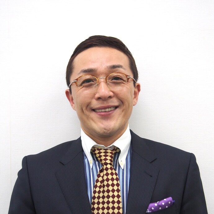 スマイリーキクチ 氏